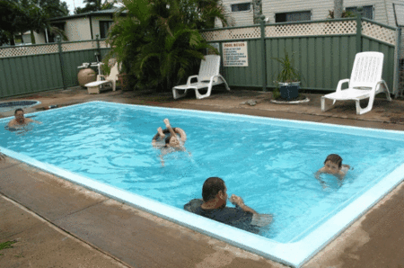 Sunrise Caravan Park - thumb 2