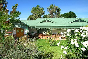 Amethyst Lodge - Accommodation Perth 0