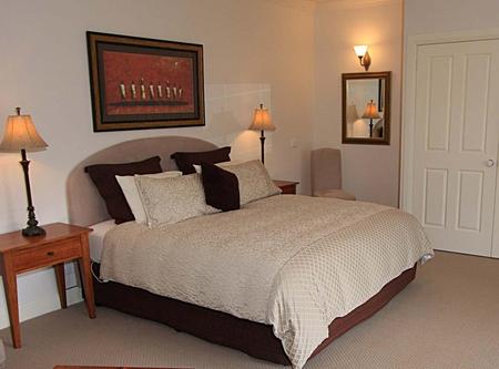 Delderfield Luxury B And B - Accommodation Perth 0