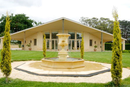 The Gatehouse At Villa Raedward - Accommodation Perth 1