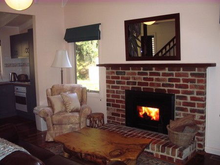 Tranquillity Cottage - Accommodation Perth 2