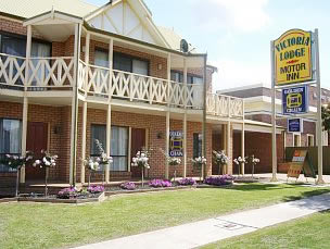 Victoria Lake Holiday Park - Accommodation Perth 0