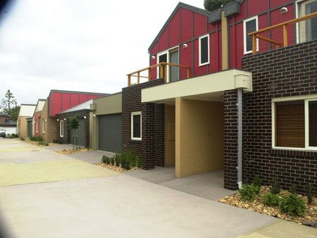 The Lakes Apartments - Accommodation Perth 0