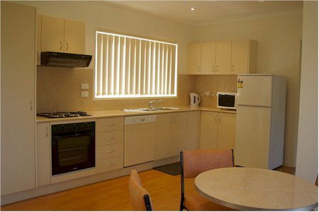 Lookout Holiday Units - Accommodation Perth 4