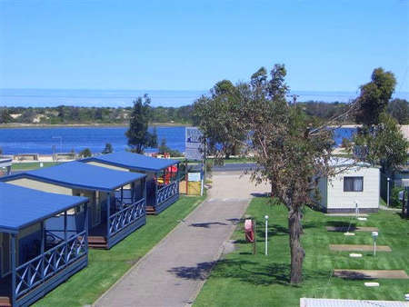 Waters Edge Holiday Park - Accommodation Perth 0
