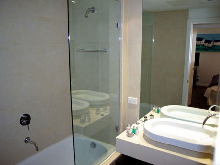 Boutique Stays - Lalique - Accommodation Perth 3