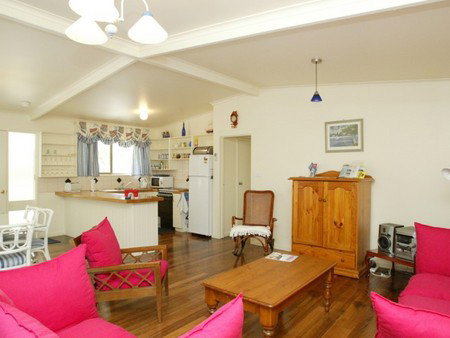 Beachwalk Cottage - Accommodation Perth 2