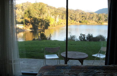 Golden Trout Hotel Motel - Accommodation Perth 0