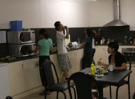 Astra Backpackers - Accommodation Perth 5
