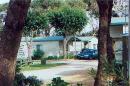 The Lakes Beachfront Holiday Retreat - Accommodation Perth 0