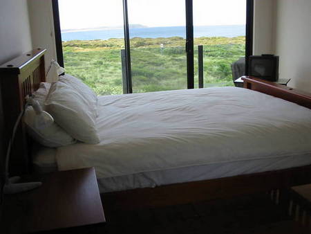 Ocean View Beach House - Accommodation Perth 2