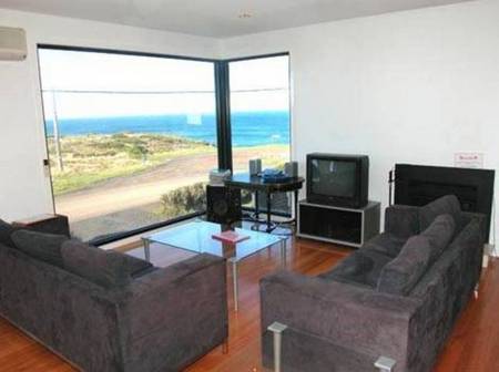 Ocean View Beach House - Accommodation Perth 3