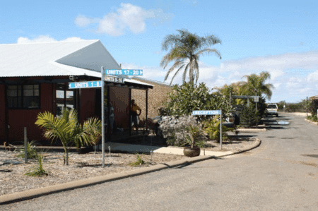 Carnarvon Central Apartments - Accommodation Perth 3