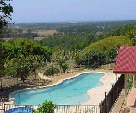 Tropical Coast Retreat - Accommodation Perth 0
