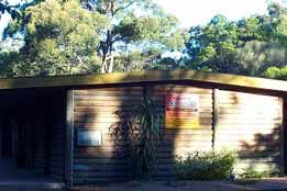 Beachcomber Caravan Park & Log Cabins - Accommodation Perth 0