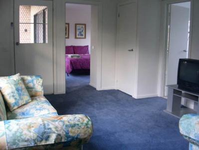 Central Cowes Family Townhouses - Accommodation Perth 0