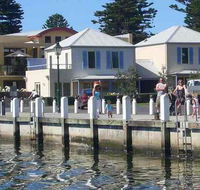 Dockside Waterfront Indulgence - Accommodation Perth