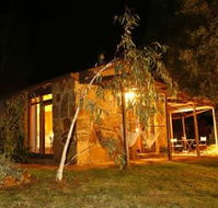 Wombat Hills Cottages - Accommodation Perth