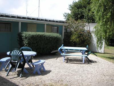 Black Swan Motor Inn - Accommodation Perth 3