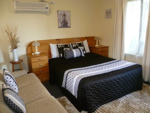 Mt View Motel - Perth Resorts 7