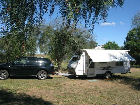 Natimuk Lake Caravan Park - Accommodation Perth 2