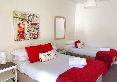 Canberra Short Term & Holiday Accommodation - Accommodation Perth 3
