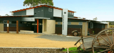 Swansea Backpacker Lodge - thumb 0