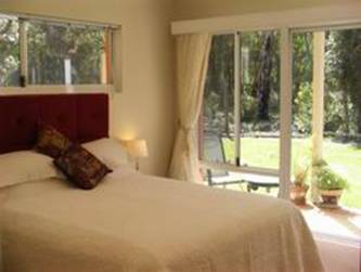 Loaring Place Bed & Breakfast - Accommodation Perth 3