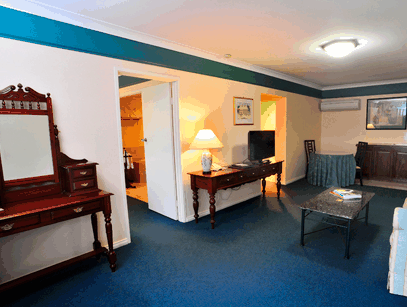 Clifton Motel - Grittleton Lodge - thumb 2