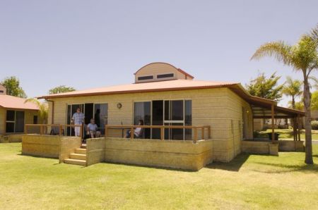 Discovery Holiday Parks - Koombana Bay - Accommodation Perth 0