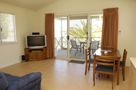 Discovery Holiday Parks - Koombana Bay - Accommodation Perth 2