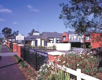 Berry Village Boutique Motel - Accommodation Perth 2