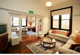 The Bank Guest House & Tellers Restaurant - Accommodation Perth 2