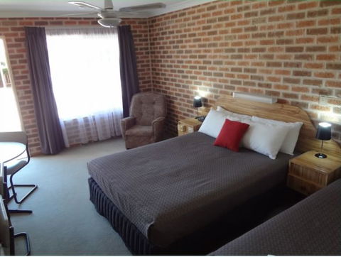 The Palms Motel - Accommodation Perth 4