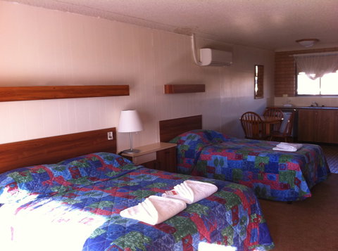 Country Comfort Tumut Valley Motel - Accommodation Perth 3