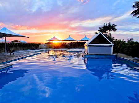 Oaks Waterfront Resort - Accommodation Perth 0