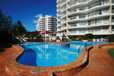 Burleigh Surf Beachfront Apartments - Accommodation Perth 7