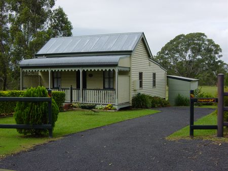 Belvoir B&B Cottages - Accommodation Perth 0