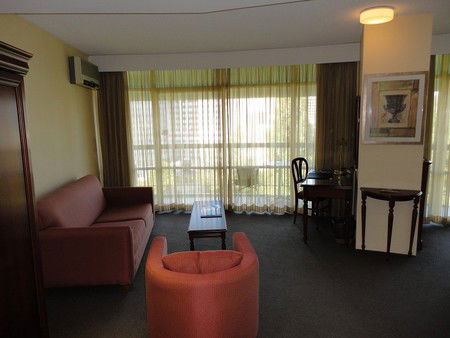 Metro Hotel Tower Mill - Accommodation Perth 2