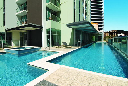 Oaks Festival Towers - Accommodation Perth 3