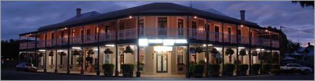 Roches Family Hotel - Accommodation Perth 1
