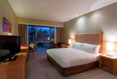 Crowne Plaza Hunter Valley - Accommodation Perth 4