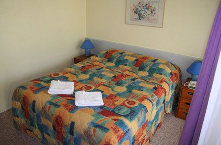 Sutherland Motel - Accommodation Perth 5