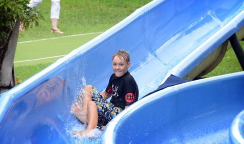 The Big Buzz Fun Park - Accommodation Perth 3