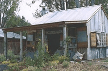 The Slab Hut Samford Art & Craft - Accommodation Perth 1