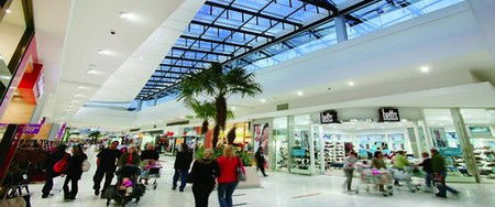 Watergardens Town Centre - Perth Resorts 1