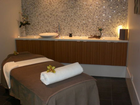 Spa On Brougham - Accommodation Perth 2