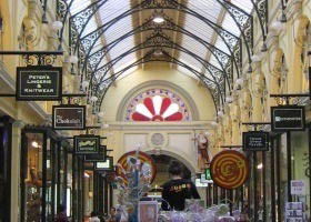 MELTours - Accommodation Perth 0