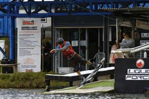 Cable Ski Logan - Accommodation Perth 2