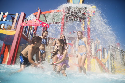 Funfields - Perth Resorts 10